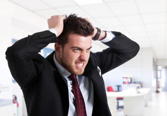 Фалит на физическо лице 2 1354995367.3629angry worker 001